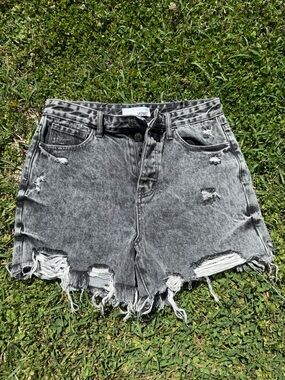 Vervet Sienna Black Acid Wash Distressed Cut Off Denim Shorts 100% Cotton Size M